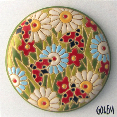 large round cabochon, daisies & ladybugs