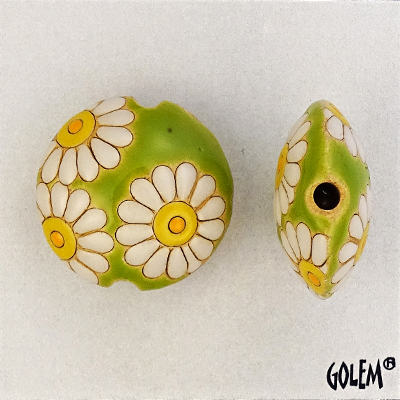 daisies on light green - lentil, size M