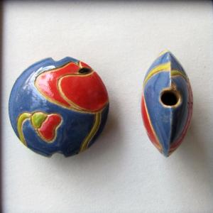 medium lentil, poppies on blue