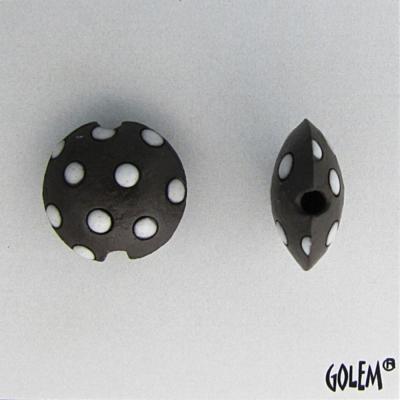 small lentil, big white polka dots