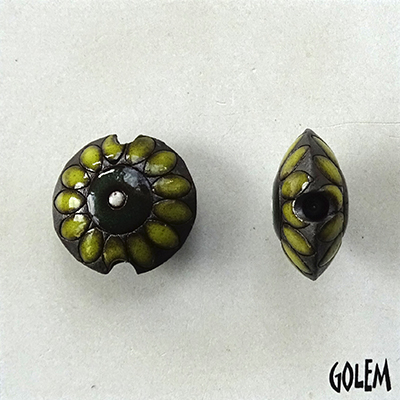 Small flower, yellow on dark, Size S