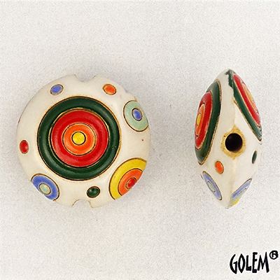 Circles,red & green on white, lentil bead size M