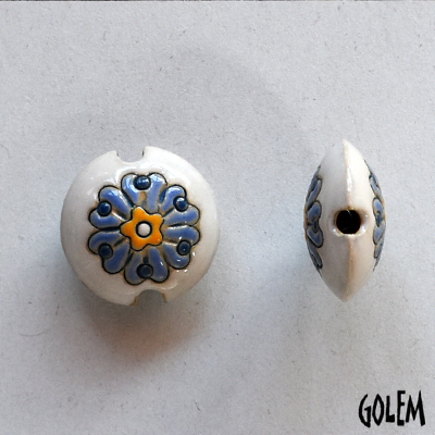 Heart flower, blue on white, lentil size S