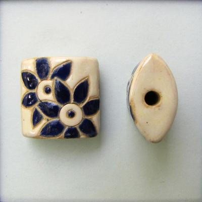 Pillow bead, dark blue flowers