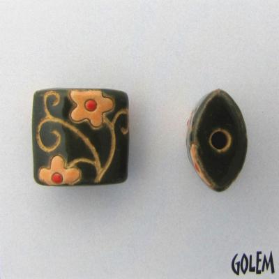 flowers on dark green, pillow bead size M