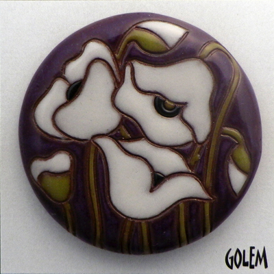 round cabochon, white poppies on purple