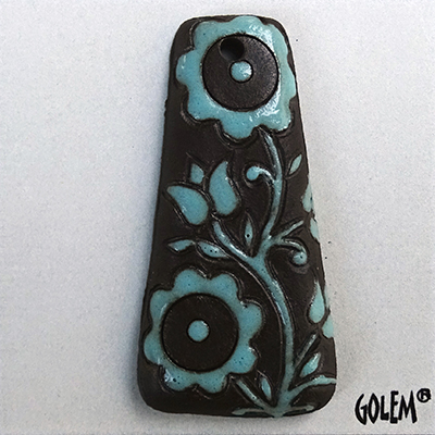 Light blue on dark, Trapezoid, large