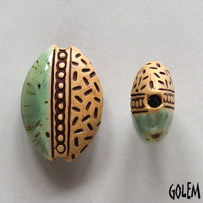 Dots & notches, almond bead size M