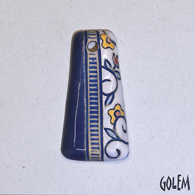 Small Trapezoid, flowers on white, deep blue