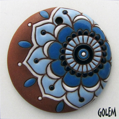 Paisley, large rond, blue flower on terracotta
