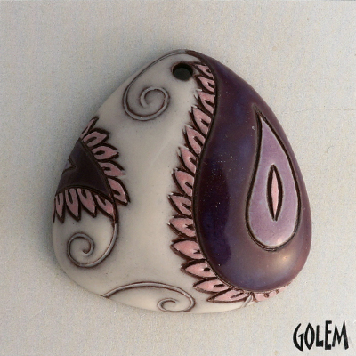Paisley, domed triangle, White & Purple