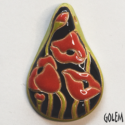 Poppies on black, pear shape pendant