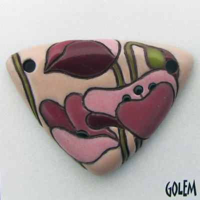 Large triangle, terracotta, burgundy on pink