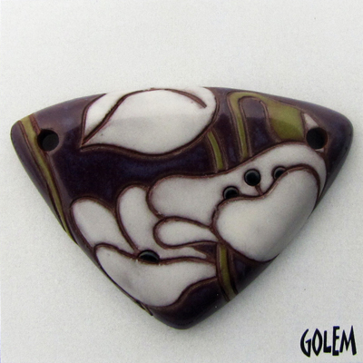 Large triangle, terracotta, white on purple