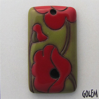 Terracotta rectangle, red on green apple