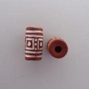 White lines on terracotta
