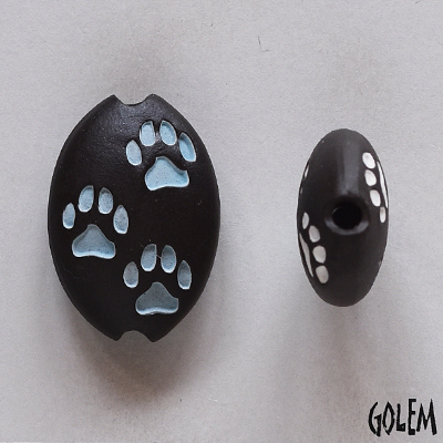 Paw Stamp, turquoise on dark, almond bead size M