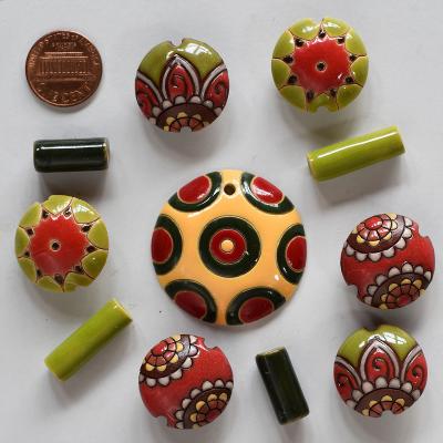 Pendant & matching beads