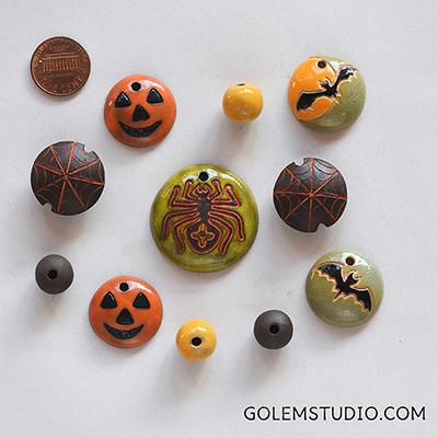 Halloween set of pendant & beads