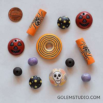 Halloween set of pendant & beads