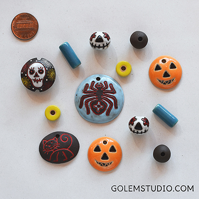Halloween set of pendant & beads