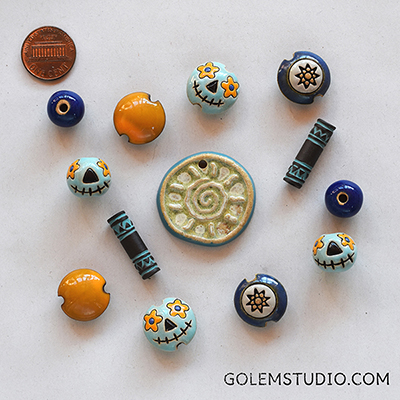 Halloween set of pendant & beads