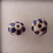 Dark blue flowers/white