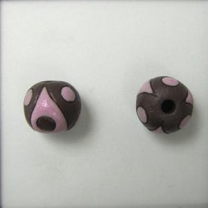 Pink Bullseye on dark - string of 4pcs