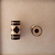 diamond tube, black & white