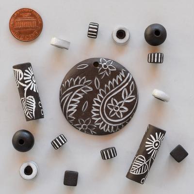 Pendant & matching beads