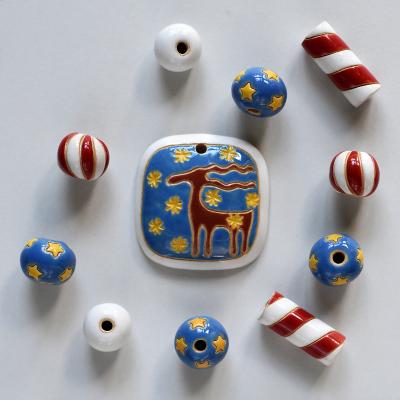 Pendant & matching beads