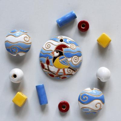 Pendant & matching beads