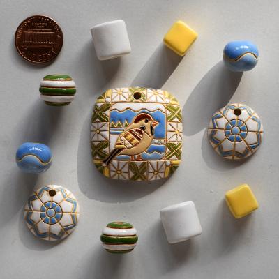 Pendant & matching beads