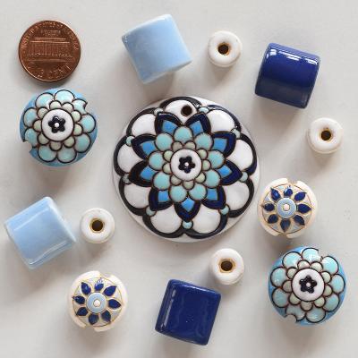 Pendant & matching beads