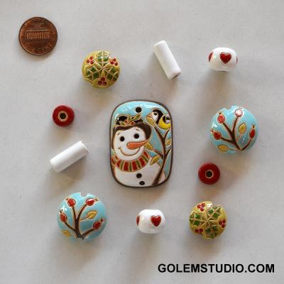 Pendant & matching beads