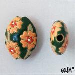 Blooming Hearts on Green, almond bead size M