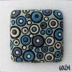 large square, light/dark blue bubbles