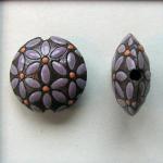 purple leaves on dark lentil, size M 