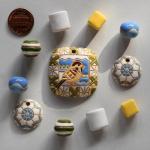 Pendant & matching beads