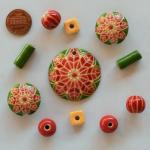 Pendant & matching beads