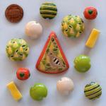 Pendant & matching beads