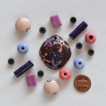 set of pendant & matching beads