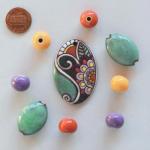 Pendant & matching beads