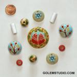 Pendant & matching beads