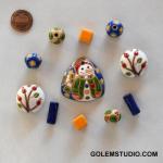 Pendant & matching beads