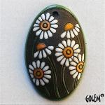 Long domed oval, white daisies on dark