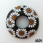 dark donut, white daisies