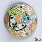 Round, 3 butterflies