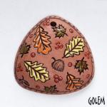Autumn leaves, oval triangle, pink