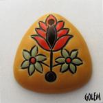 Flower - domed triangle, yellow